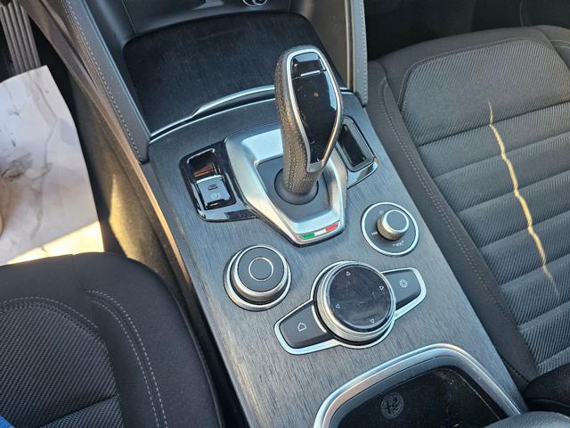 ALFA ROMEO Stelvio usata, con Climatizzatore