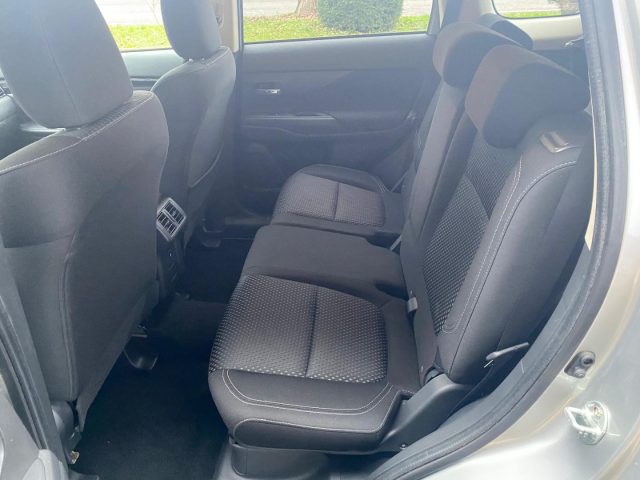 MITSUBISHI Outlander usata, con Regolazione elettrica sedili