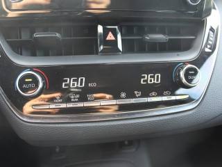 TOYOTA Corolla usata, con Autoradio digitale