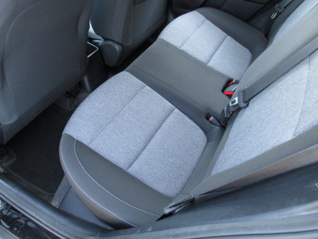KIA Stonic usata 44