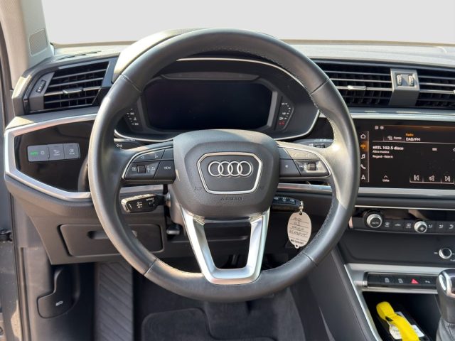 AUDI Q3 usata 11