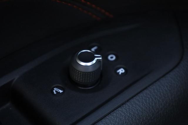 JEEP Compass usata, con Volante in pelle