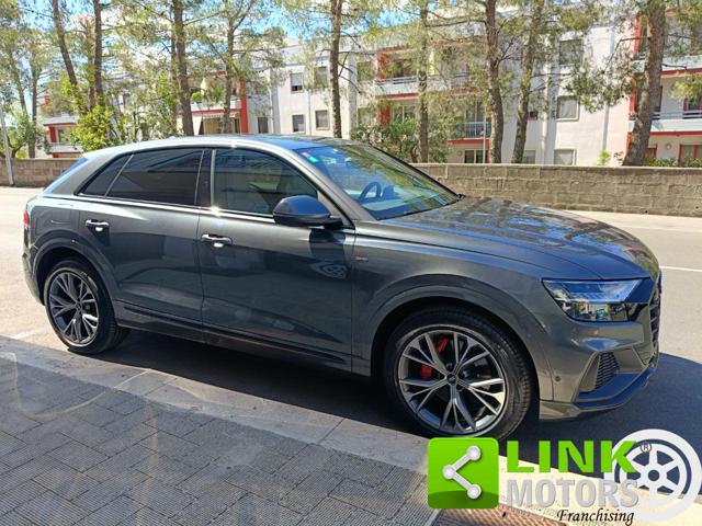 AUDI Q8 usata, con Telecamera per parcheggio assistito