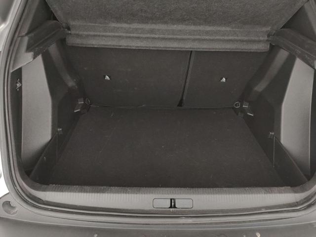 PEUGEOT 2008 usata, con Fari LED