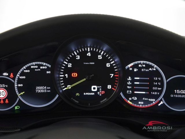 PORSCHE Panamera usata 12