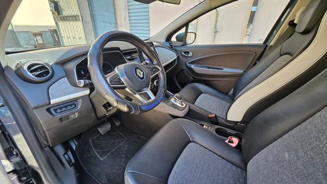 RENAULT ZOE usata, con Specchietti laterali elettrici