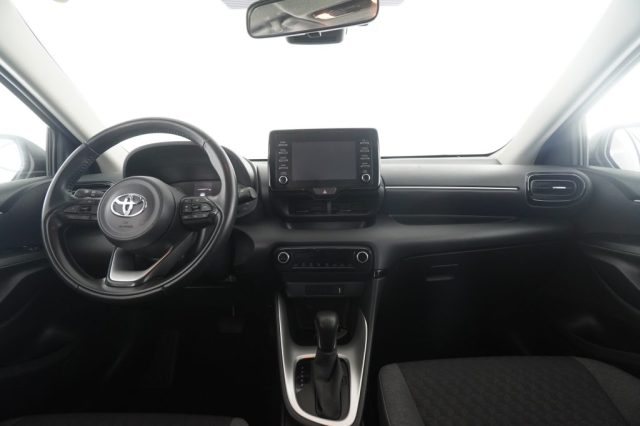 TOYOTA Yaris usata 10