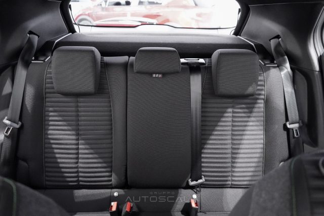 PEUGEOT 2008 usata, con Touch screen