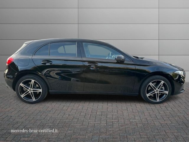 MERCEDES-BENZ A 250 usata, con Alzacristalli elettrici