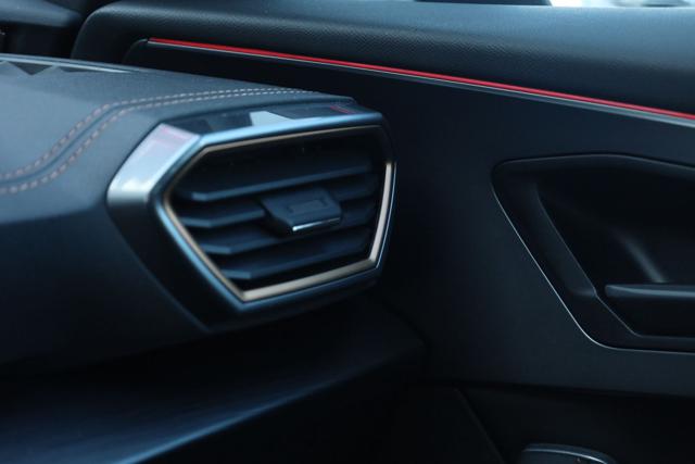 CUPRA Formentor usata, con Climatizzatore automatico, 2 zone