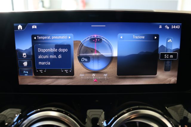 MERCEDES-BENZ GLA 200 usata 28