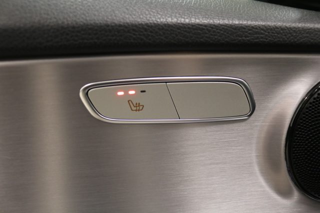 MERCEDES-BENZ C 220 usata, con Servosterzo