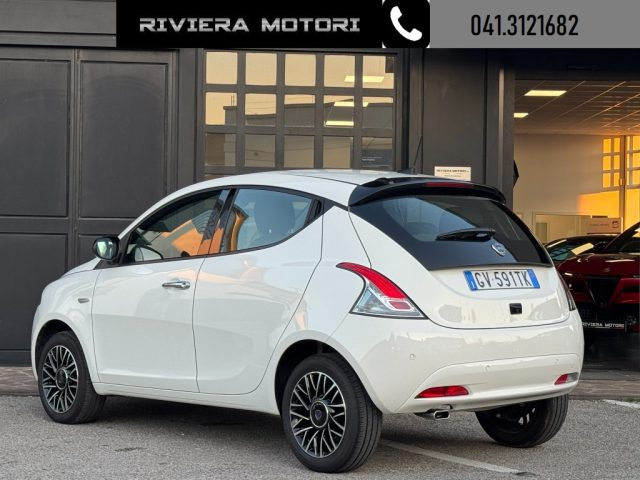 LANCIA Ypsilon usata, con ESP