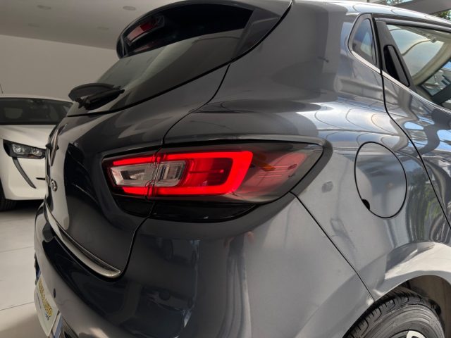 RENAULT Clio usata, con Controllo trazione
