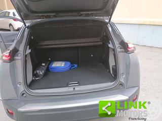 PEUGEOT 2008 usata, con Fari full-led