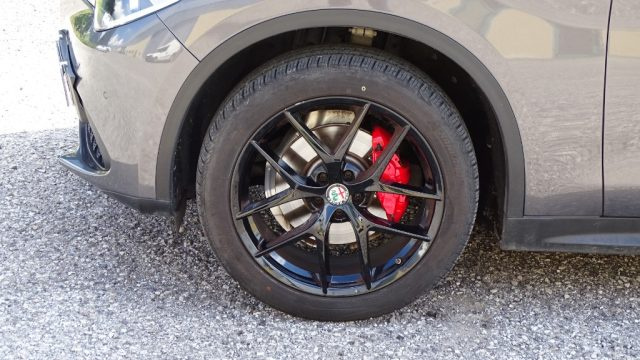 ALFA ROMEO Stelvio usata, con Vetri oscurati