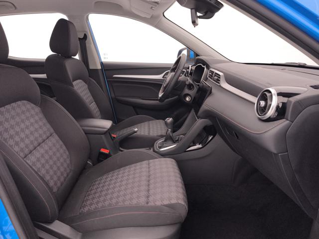 MG ZS usata, con Luci diurne