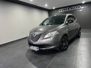 LANCIA Ypsilon usata, con Airbag laterali