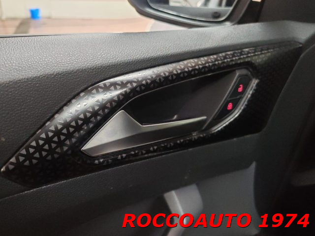 VOLKSWAGEN T-Cross usata, con Climatizzatore