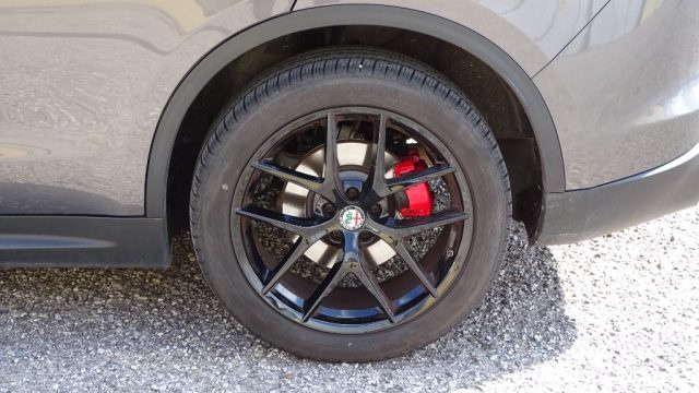 ALFA ROMEO Stelvio usata, con Volante in pelle