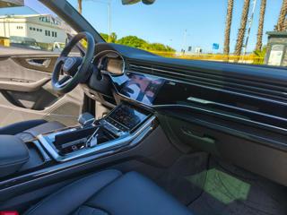 AUDI Q8 usata, con Fendinebbia