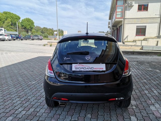LANCIA Ypsilon usata, con Autoradio