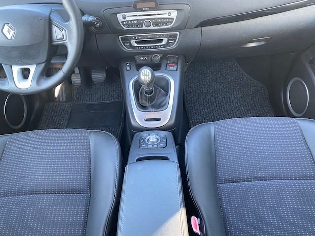 RENAULT Scenic usata, con Sistema di navigazione