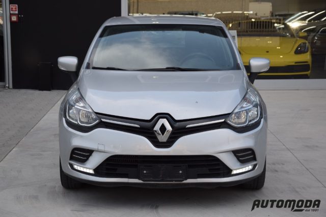 RENAULT Clio usata, con Airbag