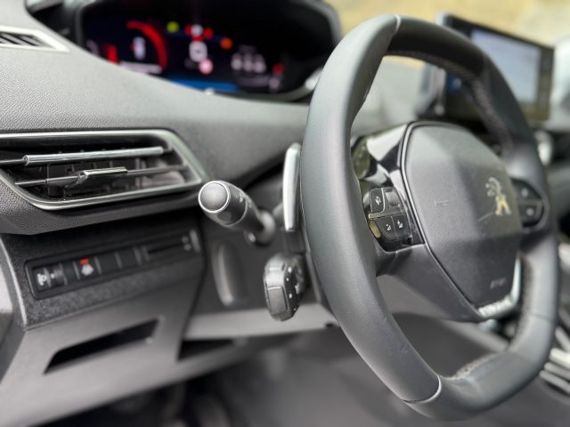 PEUGEOT 3008 usata, con Fendinebbia