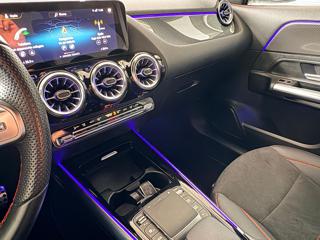 MERCEDES-BENZ GLA 180 usata, con Portellone posteriore elettrico