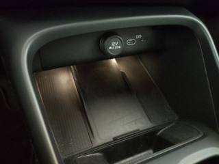 VOLVO XC40 usata, con Volante in pelle