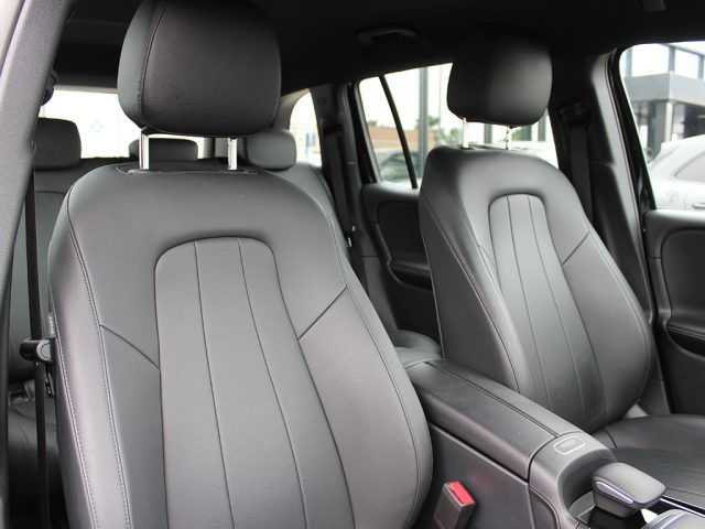 MERCEDES-BENZ GLB 180 usata, con ESP