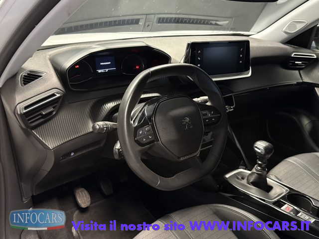 PEUGEOT 2008 usata, con Chiusura centralizzata