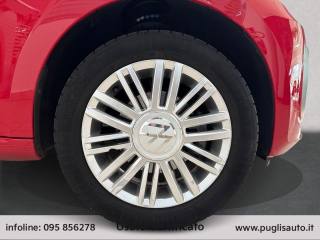 VOLKSWAGEN up! usata, con Sistema di navigazione