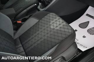 VOLKSWAGEN Taigo usata, con Sensori di parcheggio anteriori