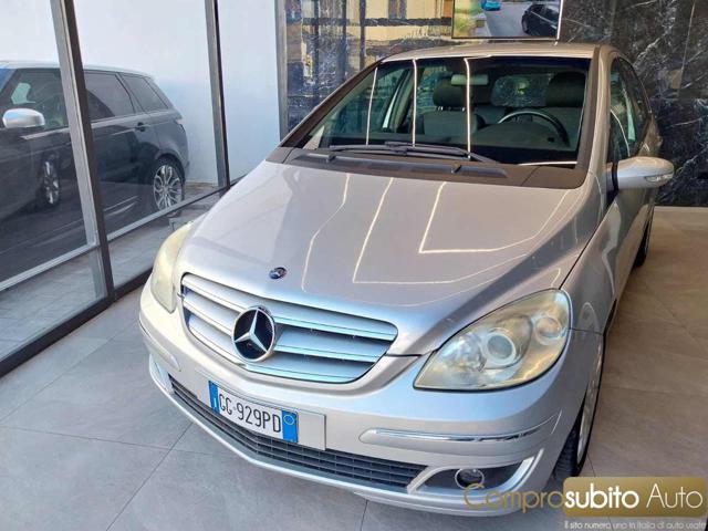 MERCEDES-BENZ B 180 usata, con Airbag laterali