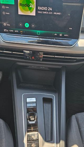 VOLKSWAGEN Golf usata, con ESP