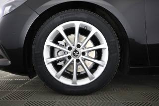MERCEDES-BENZ CLA usata 8