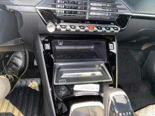 PEUGEOT 2008 usata, con Sensore di luce