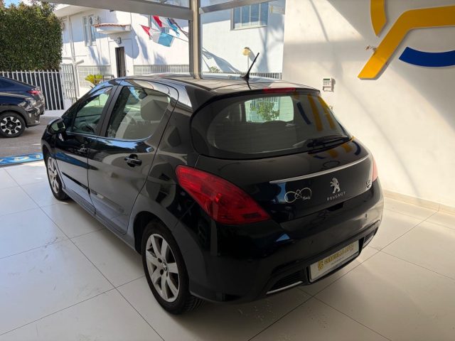 PEUGEOT 308 usata, con Alzacristalli elettrici