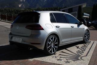 VOLKSWAGEN Golf GTI usata, con Autoradio