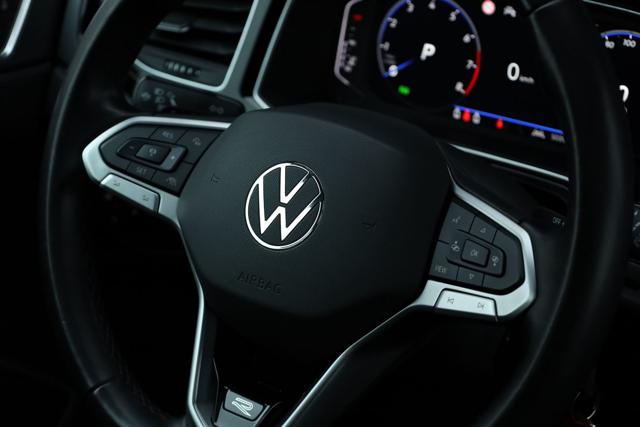 VOLKSWAGEN Taigo usata, con Schermo multifunzione interamente digitale