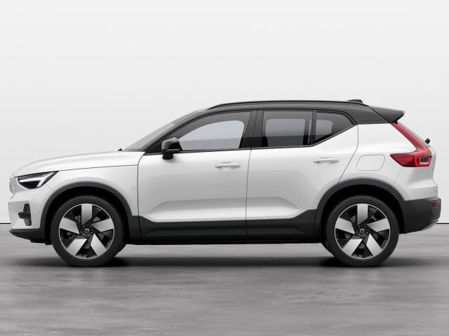 VOLVO EX40 usata, con Airbag laterali