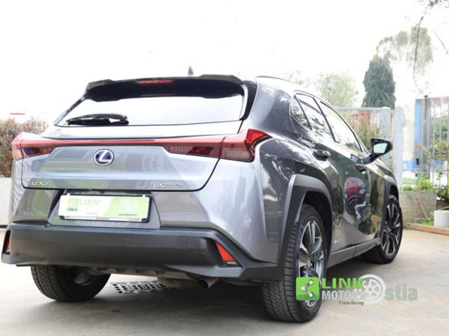 LEXUS UX Full Electric usata, con Head-up display