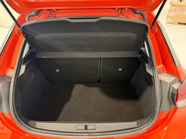 OPEL Corsa usata, con Servosterzo