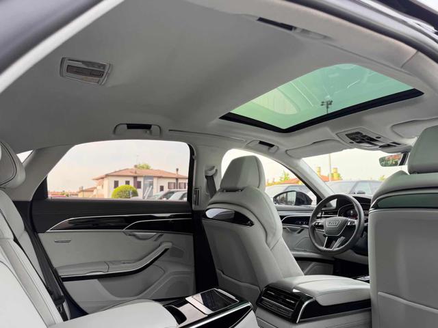 AUDI A8 usata, con Lettore CD