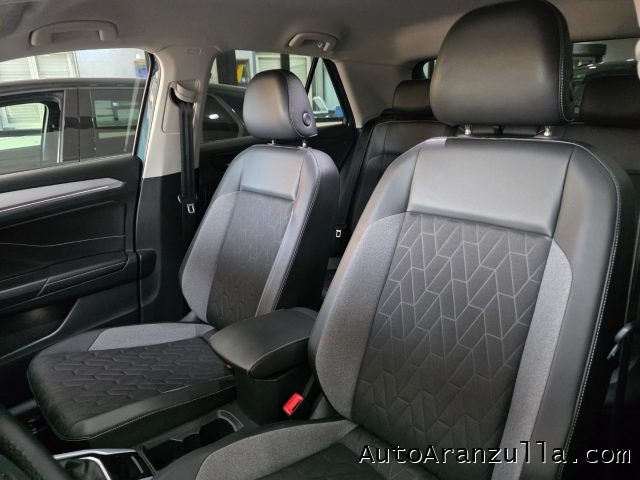 VOLKSWAGEN T-Roc usata, con Sistema di navigazione