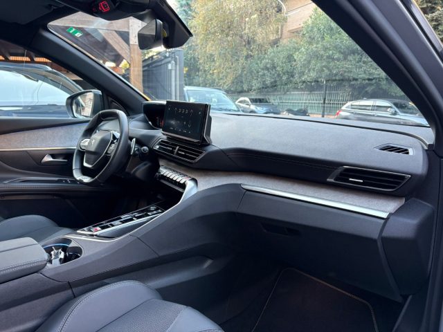 PEUGEOT 5008 usata, con Climatizzatore