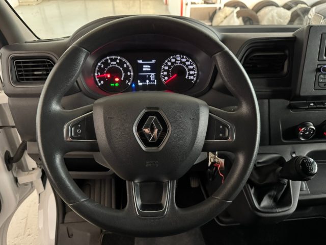RENAULT Master usata, con Park Distance Control