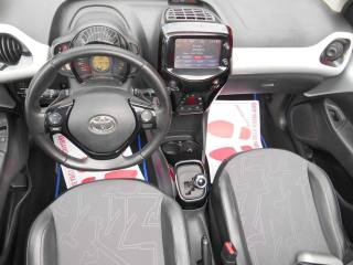 TOYOTA Aygo usata, con Controllo automatico clima